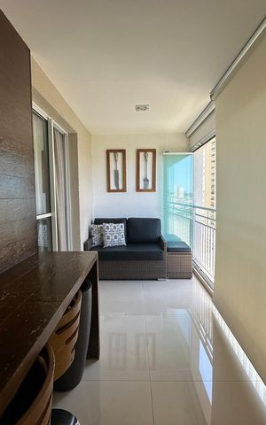 Apartamento à venda com 105m², 2 quartos e 2 vagas Apartamento à venda com 105m², 2 quartos e 2 vagasVaranda da Sala