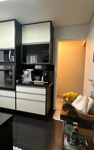Apartamento à venda com 105m², 2 quartos e 2 vagas Apartamento à venda com 105m², 2 quartos e 2 vagasCozinha