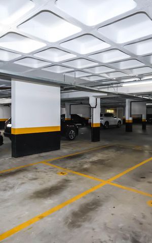 Apartamento para alugar com 94m², 3 quartos e 2 vagasÁrea comum - Garagem