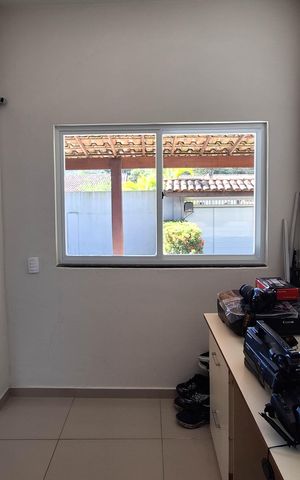 Casa à venda com 360m², 4 quartos e 3 vagas Casa à venda com 360m², 4 quartos e 3 vagasEscritório