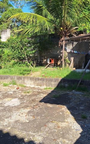 Casa à venda com 360m², 4 quartos e 3 vagas Casa à venda com 360m², 4 quartos e 3 vagasQuintal