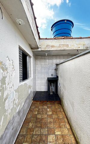 Casa para alugar com 55m², 1 quarto e 1 vagaÁrea de Serviço
