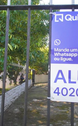 Casa para alugar com 80m², 3 quartos e 1 vagaCUCE-14