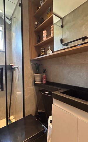 Apartamento à venda com 44m², 2 quartos e 1 vaga Apartamento à venda com 44m², 2 quartos e 1 vagaBanheiro social