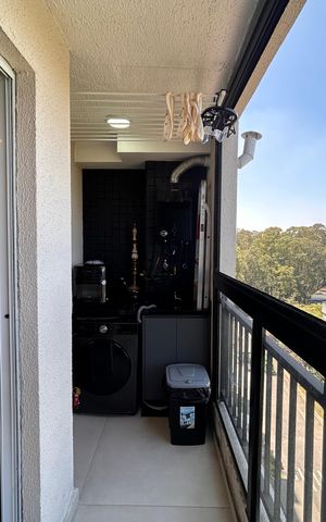 Apartamento à venda com 44m², 2 quartos e 1 vaga Apartamento à venda com 44m², 2 quartos e 1 vagaVaranda da Sala e área de serviço