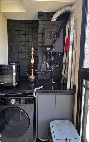 Apartamento à venda com 44m², 2 quartos e 1 vaga Apartamento à venda com 44m², 2 quartos e 1 vagaVaranda da Sala e área de serviço