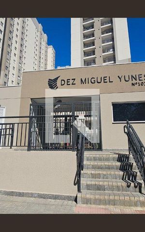 Apartamento à venda com 44m², 2 quartos e 1 vaga Apartamento à venda com 44m², 2 quartos e 1 vagaFachada