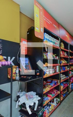Apartamento à venda com 44m², 2 quartos e 1 vaga Apartamento à venda com 44m², 2 quartos e 1 vagaMini mercado