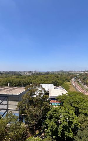 Apartamento à venda com 44m², 2 quartos e 1 vaga Apartamento à venda com 44m², 2 quartos e 1 vagaVaranda da Sala e área de serviço