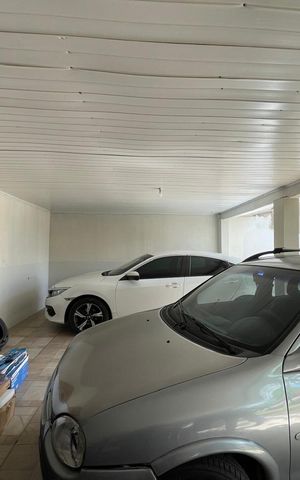 Casa à venda com 360m², 2 quartos e 2 vagas