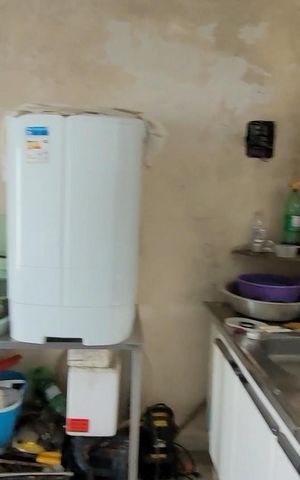 Casa para alugar com 200m², 2 quartos e 2 vagasQuarto de serviço