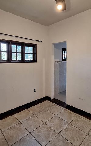 Casa à venda com 320m², 3 quartos e 1 vaga Casa à venda com 320m², 3 quartos e 1 vagaQuarto 1