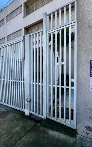 Apartamento à venda com 45m², 2 quartos e 1 vaga Apartamento à venda com 45m², 2 quartos e 1 vagaFachada com PLACA GRANDE