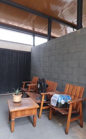 Casa para alugar com 53m², 2 quartos e 2 vagasGaragem