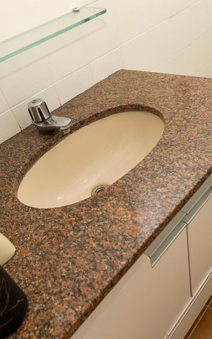 Apartamento à venda com 50m², 1 quarto e sem vagaBANHEIRO