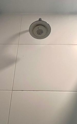 Studio para alugar com 37m², 1 quarto e sem vaga Studio para alugar com 37m², 1 quarto e sem vagaBanheiro