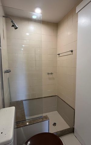 Apartamento para alugar com 103m², 3 quartos e 2 vagas Apartamento para alugar com 103m², 3 quartos e 2 vagasBanheiro da Suíte
