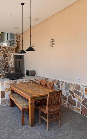 Casa de condomínio para alugar com 800m², 3 quartos e 3 vagas Casa de condomínio para alugar com 800m², 3 quartos e 3 vagasEspaço Gourmet