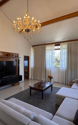 Casa de condomínio para alugar com 800m², 3 quartos e 3 vagas Casa de condomínio para alugar com 800m², 3 quartos e 3 vagasSala