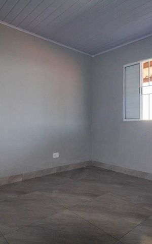 Casa para alugar com 42m², 1 quarto e sem vaga Casa para alugar com 42m², 1 quarto e sem vagaSala/cozinha