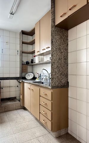 Apartamento à venda com 96m², 3 quartos e 1 vaga Apartamento à venda com 96m², 3 quartos e 1 vagaCozinha e Área de Serviço