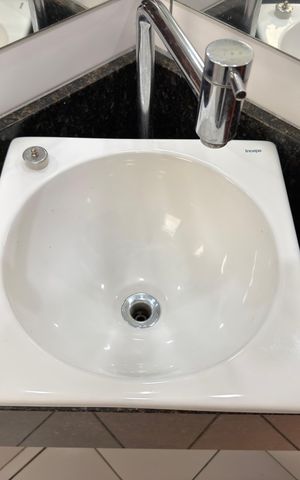 Apartamento à venda com 90m², 2 quartos e 1 vaga Apartamento à venda com 90m², 2 quartos e 1 vagaQuarto 1 - Suíte Banheiro