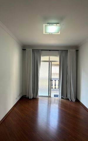 Apartamento à venda com 90m², 2 quartos e 1 vaga Apartamento à venda com 90m², 2 quartos e 1 vagaSala