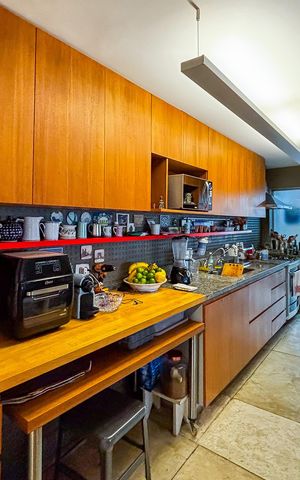 Apartamento para alugar com 170m², 3 quartos e 2 vagas