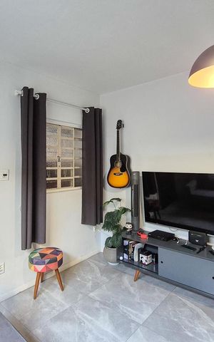 Casa para alugar com 175m², 2 quartos e 1 vaga Casa para alugar com 175m², 2 quartos e 1 vagaSala