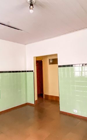 Casa para alugar com 165m², 3 quartos e 2 vagasCozinha 