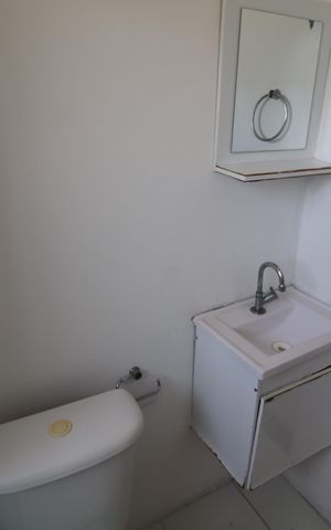 Apartamento à venda com 46m², 2 quartos e sem vagaBanheiro