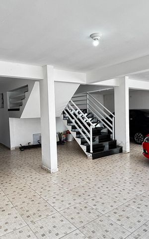 Apartamento à venda com 85m², 2 quartos e 1 vaga Apartamento à venda com 85m², 2 quartos e 1 vagaGaragem