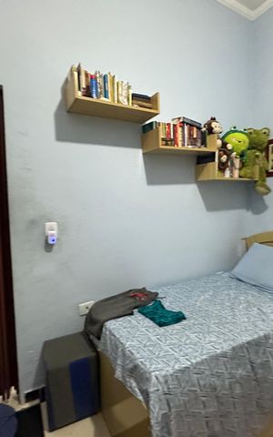 Casa à venda com 500m², 3 quartos e 3 vagas Casa à venda com 500m², 3 quartos e 3 vagasQuarto