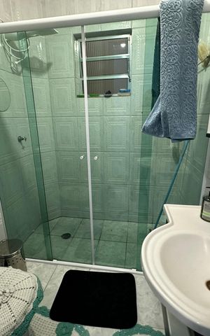 Casa à venda com 500m², 3 quartos e 3 vagas Casa à venda com 500m², 3 quartos e 3 vagasBanheiro