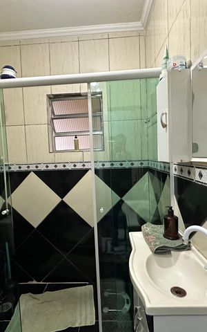 Casa à venda com 500m², 3 quartos e 3 vagas Casa à venda com 500m², 3 quartos e 3 vagasBanheiro da Suíte
