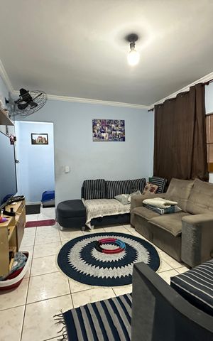 Casa à venda com 500m², 3 quartos e 3 vagas Casa à venda com 500m², 3 quartos e 3 vagasSala