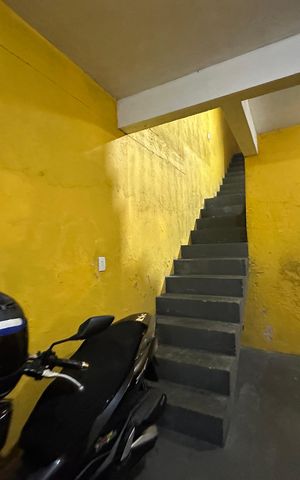 Casa à venda com 500m², 3 quartos e 3 vagas Casa à venda com 500m², 3 quartos e 3 vagasGaragem