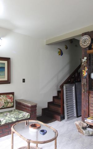 Casa de condomínio para alugar com 80m², 2 quartos e 1 vagaSala