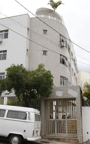 Apartamento à venda com 140m², 3 quartos e 2 vagasFachada