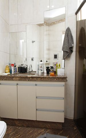 Apartamento à venda com 140m², 3 quartos e 2 vagasBanheiro da Suíte
