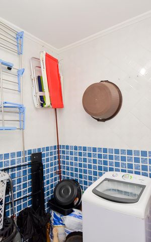 Apartamento à venda com 79m², 3 quartos e 1 vagaÁrea de Serviço