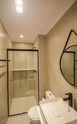 Apartamento para alugar com 55m², 2 quartos e 1 vaga Apartamento para alugar com 55m², 2 quartos e 1 vagaBanheiro