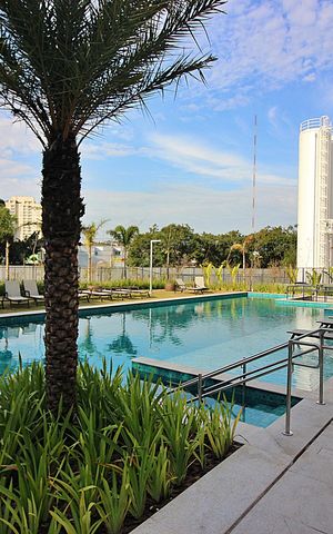 Apartamento para alugar com 55m², 2 quartos e 1 vagaÁrea comum - Piscina