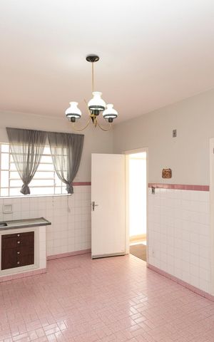 Casa à venda com 174m², 4 quartos e 3 vagasCOZINHA