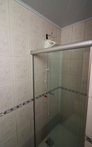 Casa à venda com 175m², 2 quartos e 2 vagas Casa à venda com 175m², 2 quartos e 2 vagasBanheiro Social