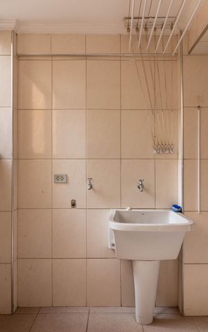 Apartamento para alugar com 80m², 2 quartos e sem vaga Apartamento para alugar com 80m², 2 quartos e sem vagaÁrea de Serviço