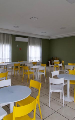 Apartamento à venda com 61m², 3 quartos e 1 vaga Apartamento à venda com 61m², 3 quartos e 1 vagaÁrea comum - Salão de festas