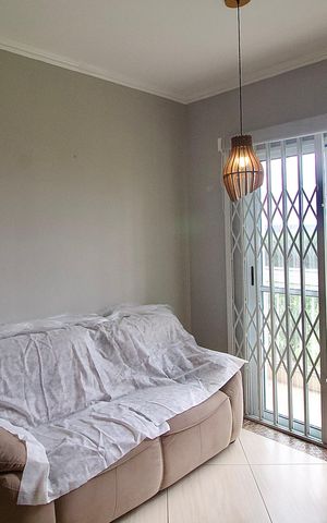 Apartamento à venda com 61m², 3 quartos e 1 vaga Apartamento à venda com 61m², 3 quartos e 1 vagaSala