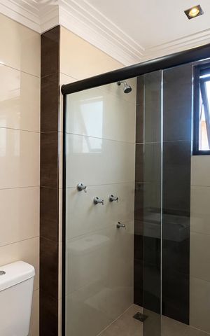 Apartamento à venda com 48m², 2 quartos e 1 vaga Apartamento à venda com 48m², 2 quartos e 1 vagaBanheiro social