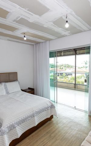 Casa de condomínio à venda com 800m², 6 quartos e 4 vagas Casa de condomínio à venda com 800m², 6 quartos e 4 vagasSuíte 4
